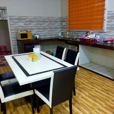 קואלה טרנגאנו Sya Al-Yahya Homestay מראה חיצוני תמונה